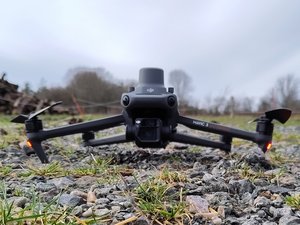 Multicopter drone for photo and video recordings 